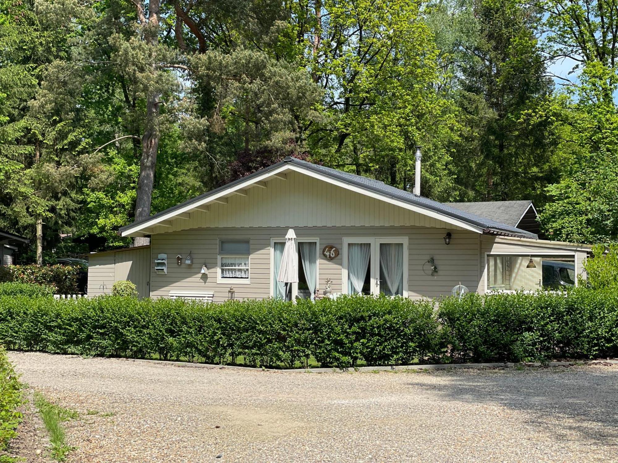 Chalet Sint-Hubertus Zutendaal Dış mekan fotoğraf