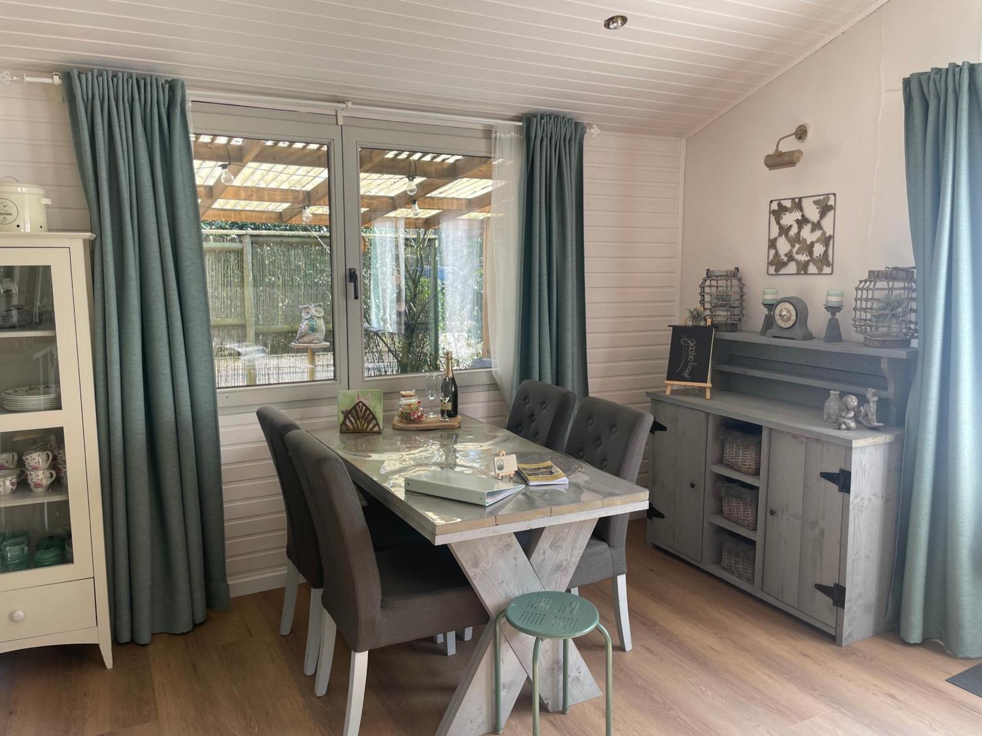 Chalet Sint-Hubertus Zutendaal Dış mekan fotoğraf