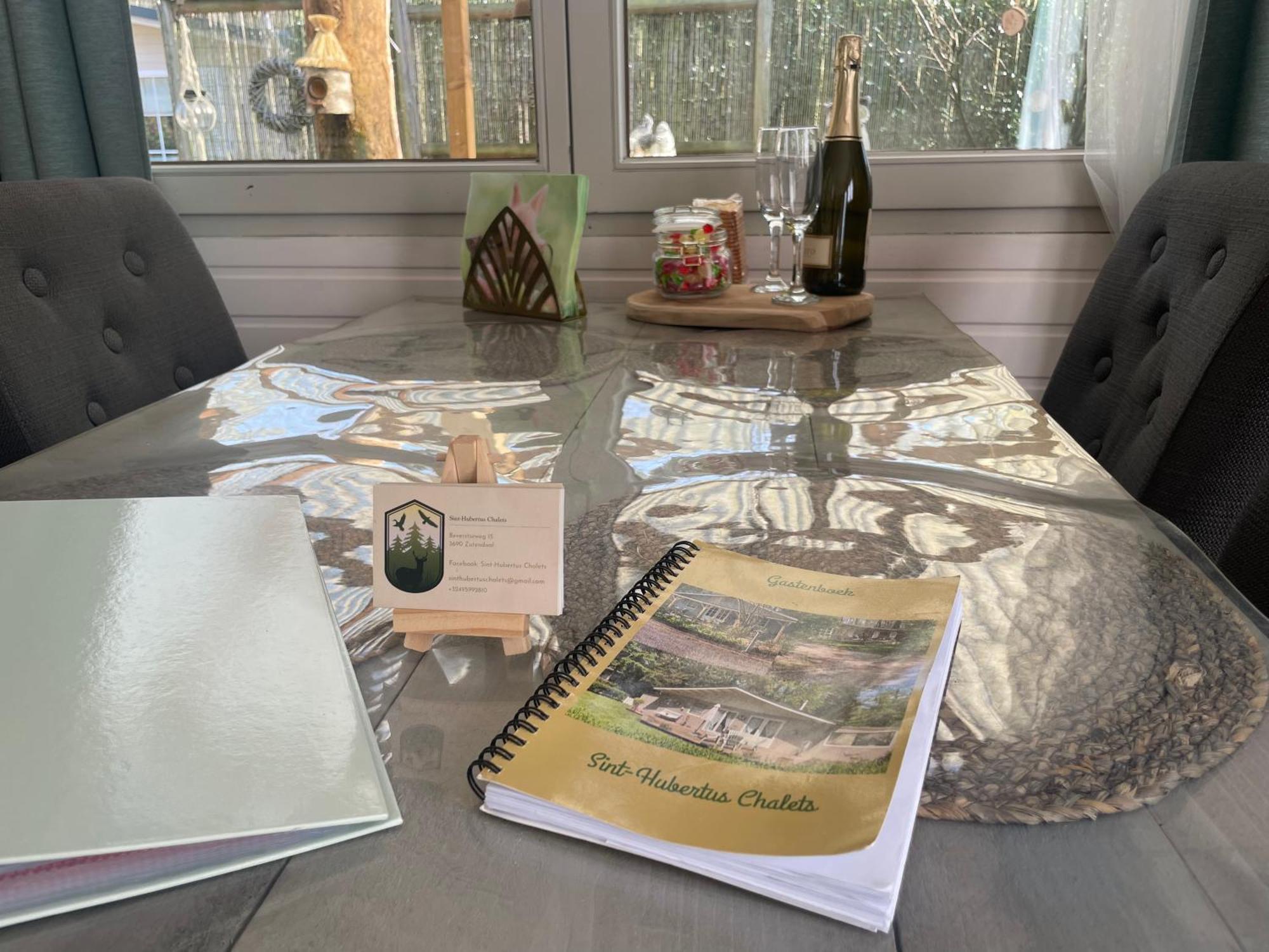 Chalet Sint-Hubertus Zutendaal Dış mekan fotoğraf